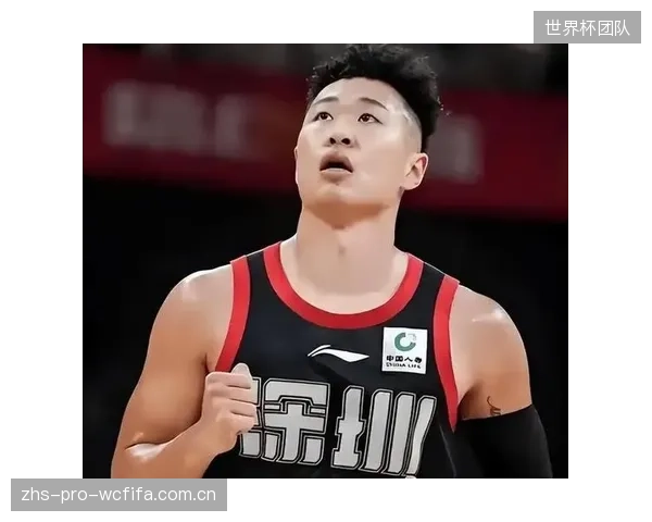 深圳队异军突起,贺希宁与外援史密斯内外结合,成为本赛季最大黑马,已具备争冠实力。 深圳队异军突起,贺希宁与外援史密斯内外结合,成为本赛季最大黑马,已具备争冠实力。