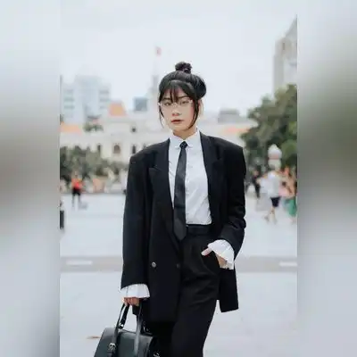 祁薇
